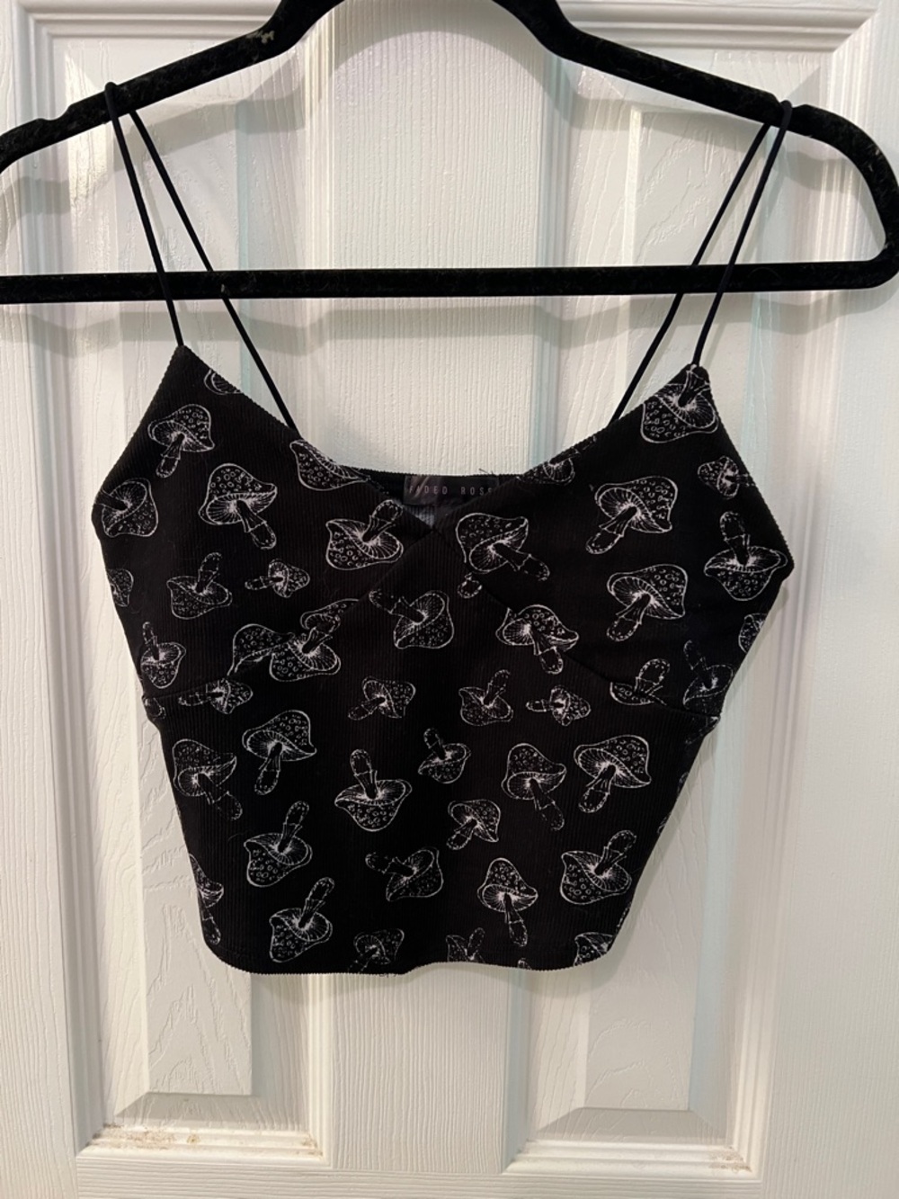Black Mushroom Print Spaghetti Strap Crop Camisole